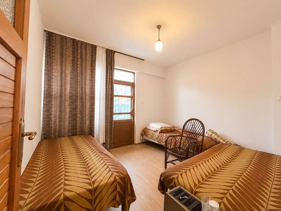 🏡 ALANYA TOSMUR’DA SATILIK 2+1 AYRI MUTFAK DAİRE 📍 Konum: Alanya / Tosmur 🔹 2+1 Ayrı Mutfak 🔹